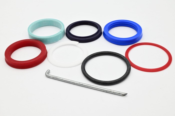 Zestaw uszczelnień siłownika podnoszenia Mitsubishi FG20N (EF17DL) typ C