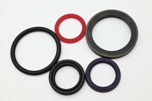 Zestaw uszczelnień siłownika pochyłu Mitsubishi FG15 (EF25A)