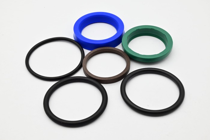 Zestaw uszczelnień siłownika podnoszenia Linde 391 typ B