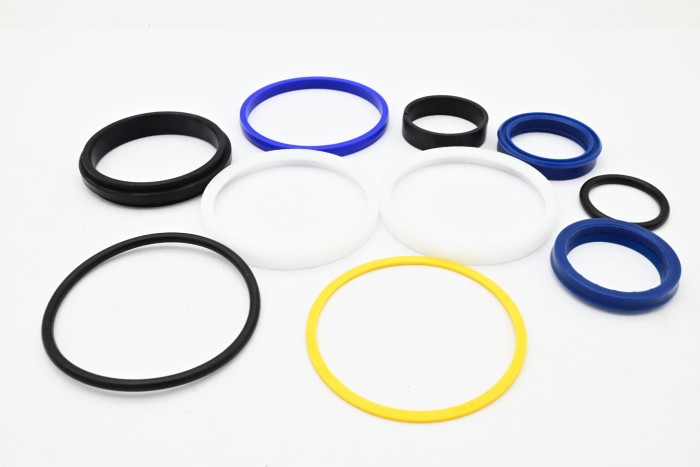 Zestaw uszczelnień siłownika pochyłu Toyota 7FBEST13