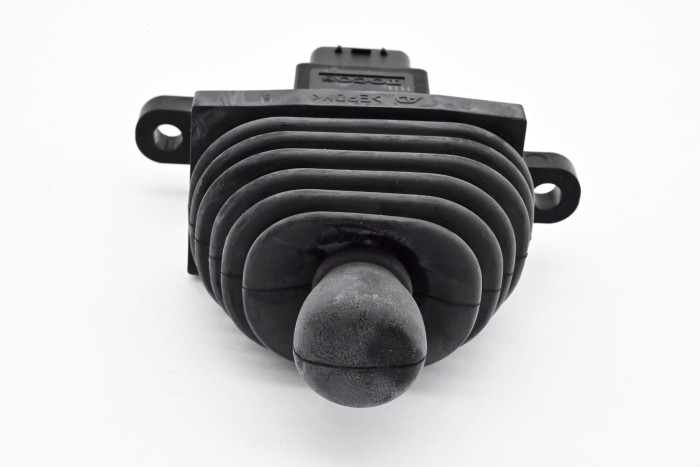 Joystick podnoszenia masztu Toyota 7,8FG/FD