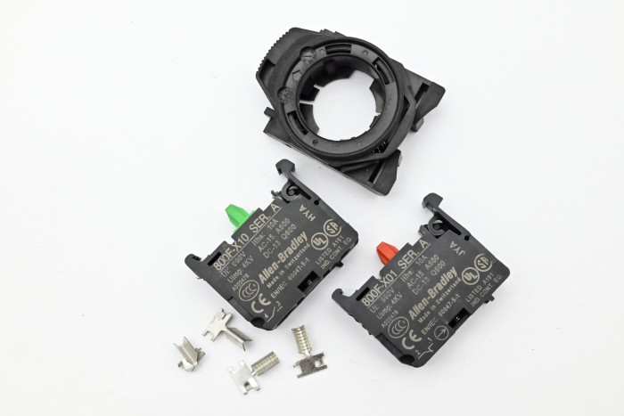 Wyłącznik hamulca ręcznego Hyster E019
