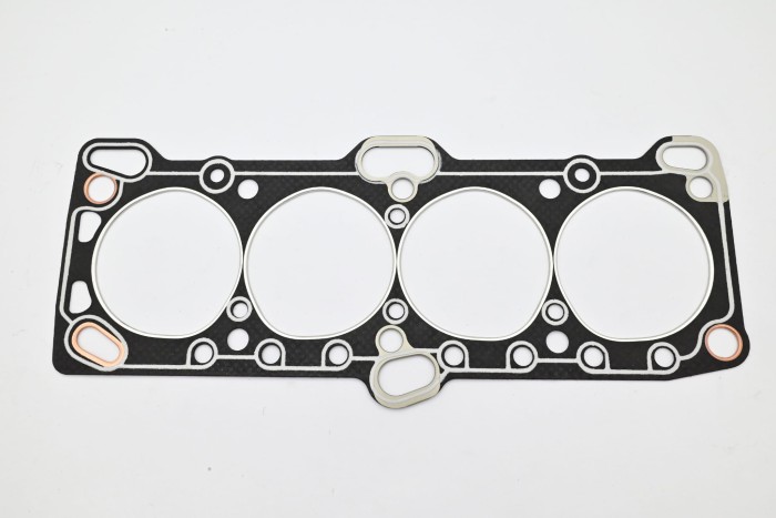 Uszczelka głowicy Mitsubishi 4G64