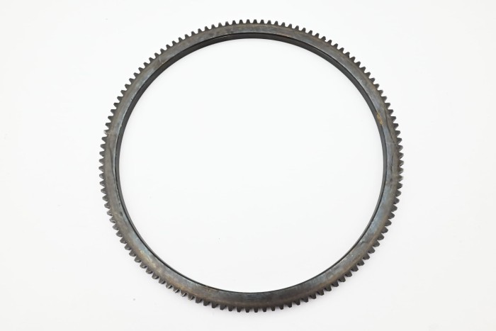 Wieniec zębaty koła zamachowego Renault F3R