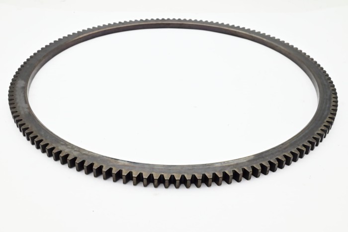 Wieniec zębaty koła zamachowego Toyota 4Y