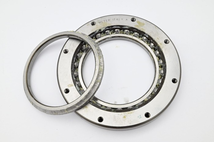 Łożysko mocowania silnika BT LSV