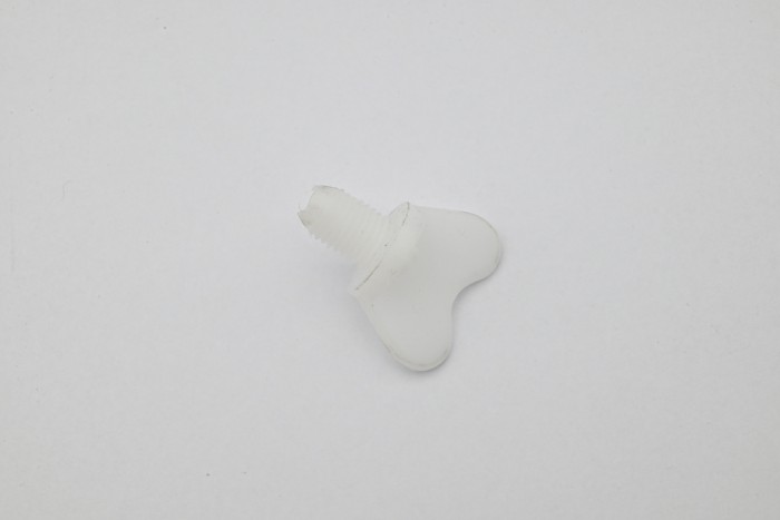 Korek spustu pompy wody Nissan