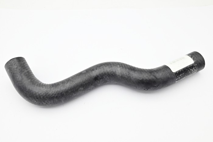 Przewód chłodnicy Nissan UG1D02 górny