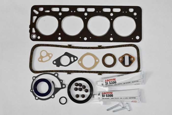 Zestaw uszczelek silnika Nissan H15