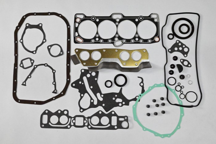 Zestaw uszczelek silnika Mitsubishi 4G63 typ A