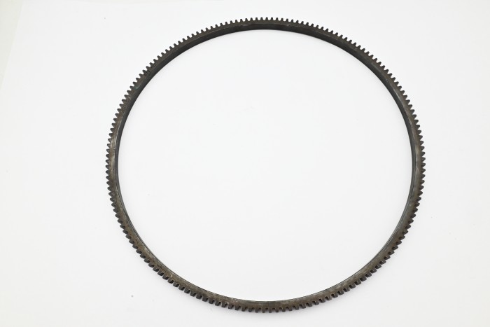Wieniec zębaty koła zamachowego Mazda FE typ B