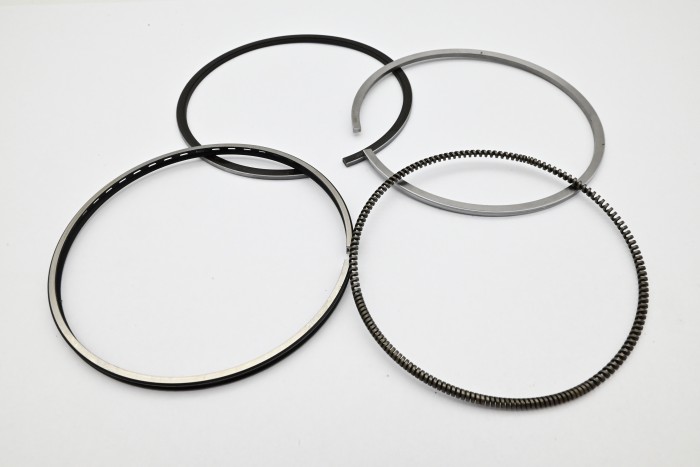 Pierścienie tłokowe silnika S6S 0,50 typ B