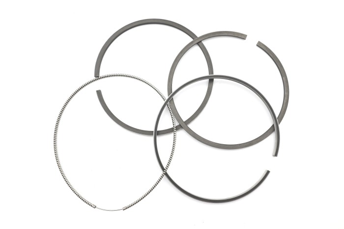 Pierścienie tłokowe silnika S6K STD