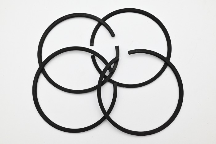 Pierścienie tłokowe Nissan H25 STD