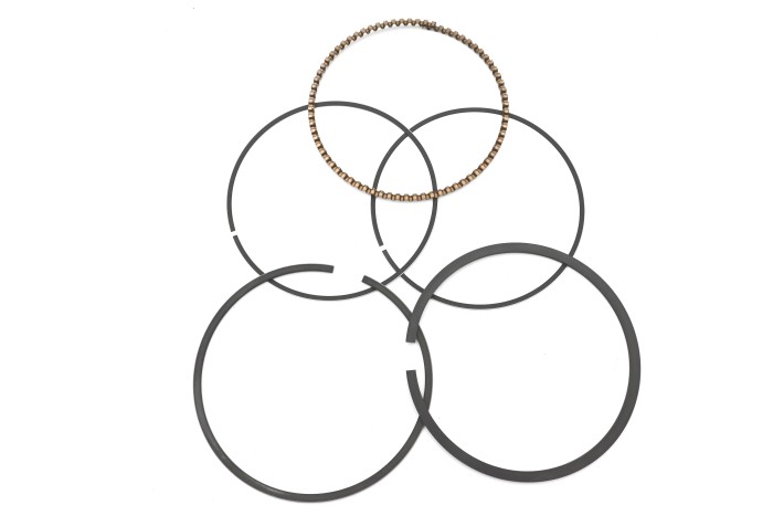 Pierścienie tłokowe Nissan K25 STD typ A