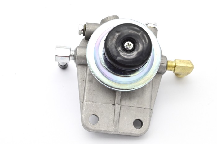 Pompa paliwa Nissan SD25