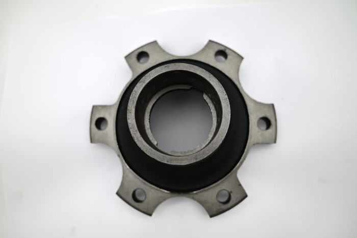 Piasta koła tył Nissan D02 od 2005