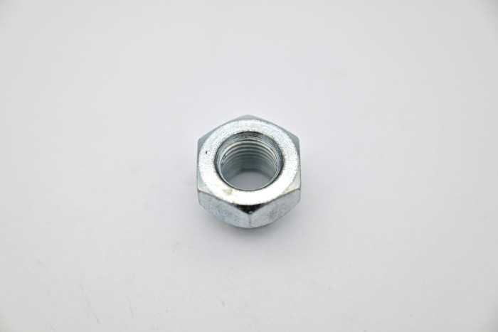 Nakrętka szpilki koła tył Mitsubishi FG/FD10-30