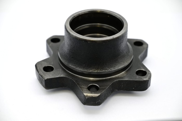 Piasta koła tył Nissan 1D1