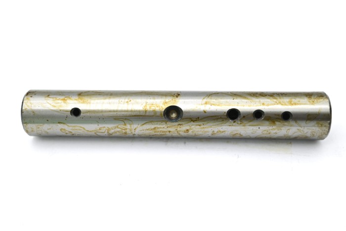 Sworzeń zwrotnicy Mitsubishi FG/FD20-30N prawy