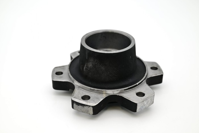 Piasta koła tył Nissan H02 typ A