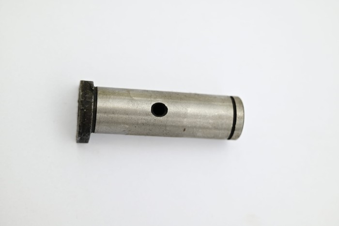 Sworzeń łącznika Nissan H02 (92-)