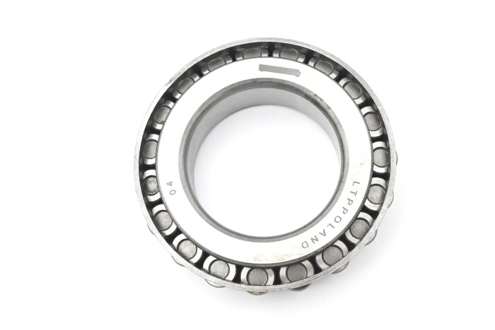 Łożysko wewnętrzne piasty tył Nissan 1F1