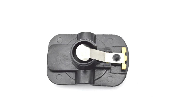 Palec aparatu zapłonowego Mazda FE