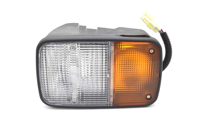 Lampa przód prawa Toyota 8FG