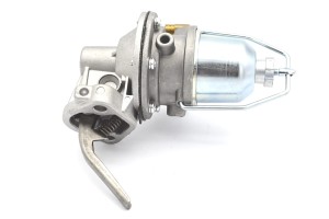 Pompa paliwa Nissan H15