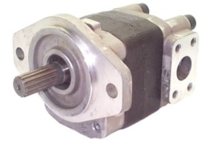 Pompa hydrauliczna Nissan F04 (01-04)