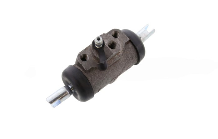 Cylinderek hamulcowy prawy TOYOTA 6FG 