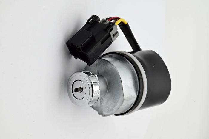 Stacyjka Mitsubishi FGN (Grendia)