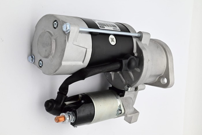 Rozrusznik Mitsubishi S6S