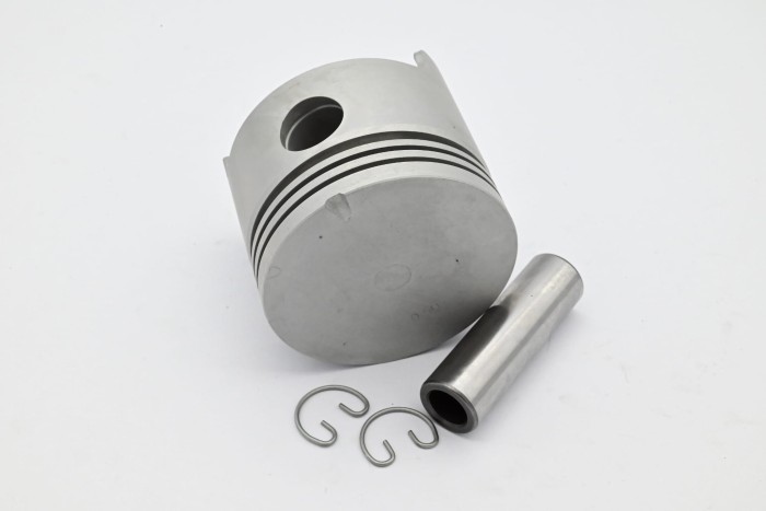 Tłok silnika 4P STD