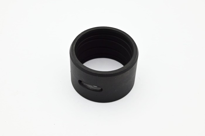 Tulejka sworznia mocowania masztu Yale C810