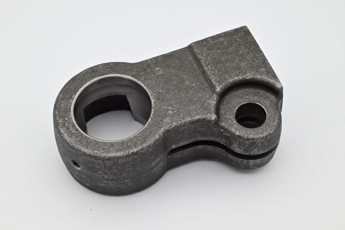 Główka siłownika pochyłu Hyundai HLF/HDF25-5