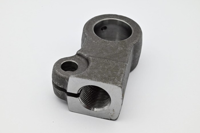 Główka siłownika pochyłu Hyundai HLF/HDF25-5