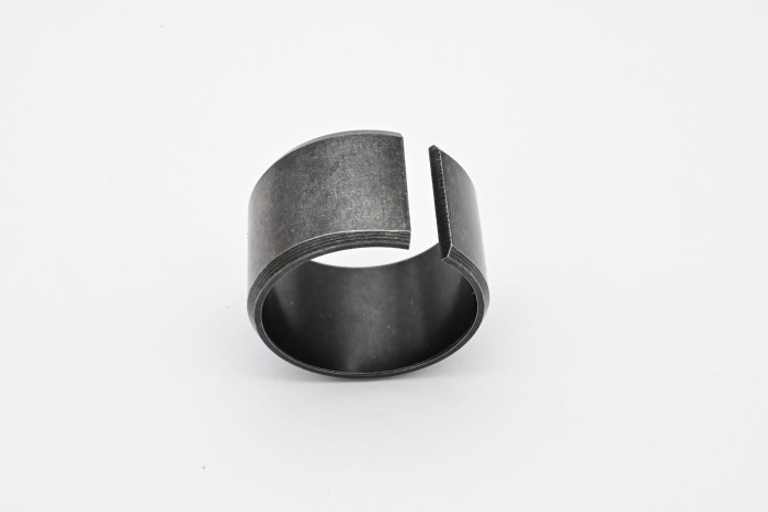 Tulejka sworznia pochyłu Yale C813 /maszt/